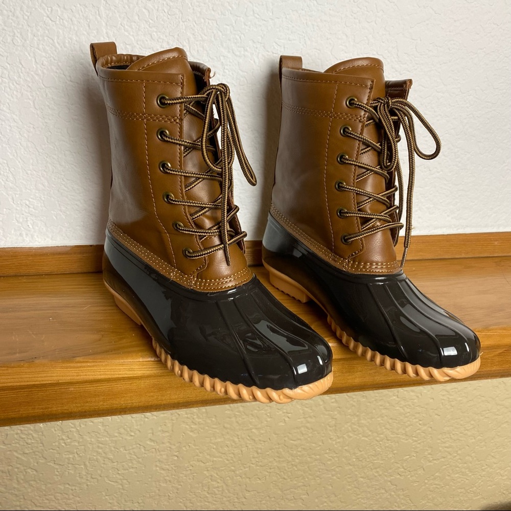 Sporto Elana duck boots GUC Sz 7